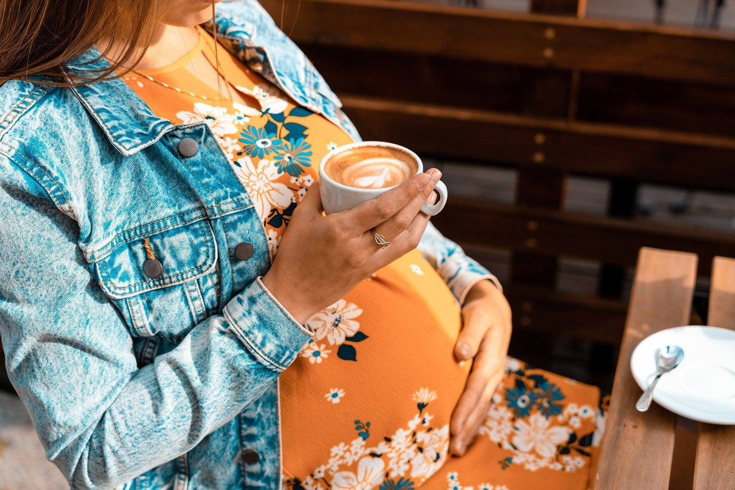 Caffeine during pregnancy: How much is safe? - NutraBump Nutrition caffeine nursing, caffeine pregnancy, fit mom, nutabump